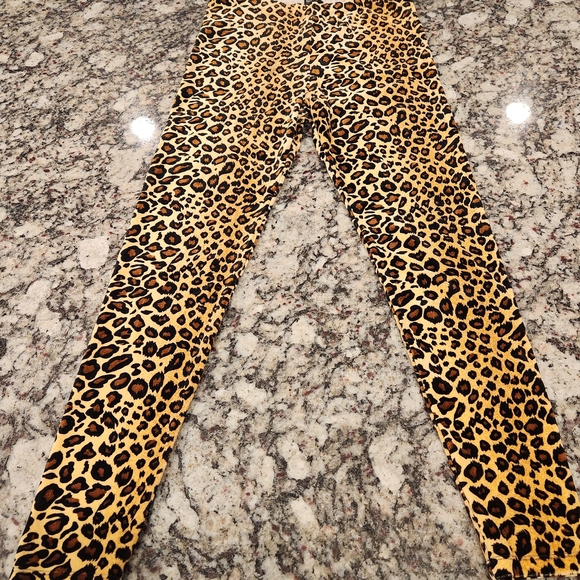 Forever 21 Juniors L High Rise Cheetah Print Leggings - Picture 1 of 3